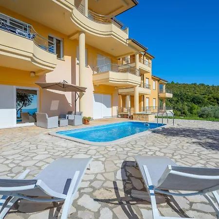 Stunning In With House Sea View Apartment *